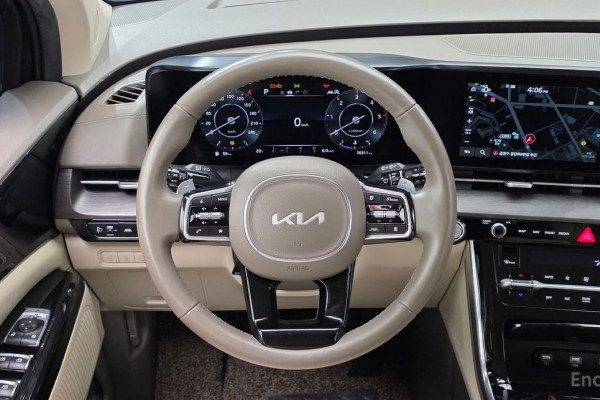 2023 Kia Carnival с пробегом 76 311 км