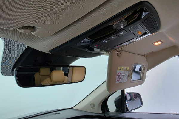 2021 Kia Carnival с пробегом 93 207 км