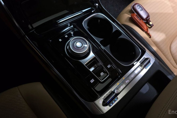 2021 Kia Carnival с пробегом 19 316 км