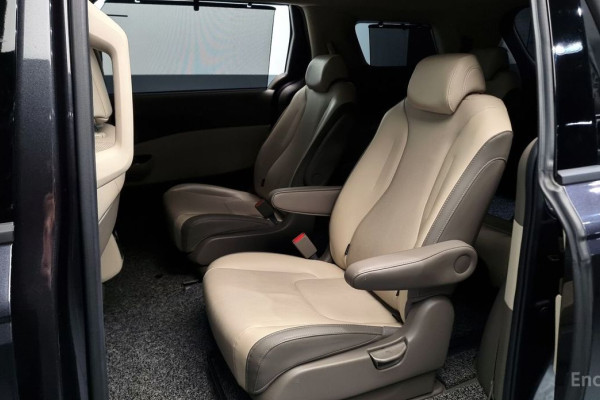 2021 Kia Carnival с пробегом 80 456 км