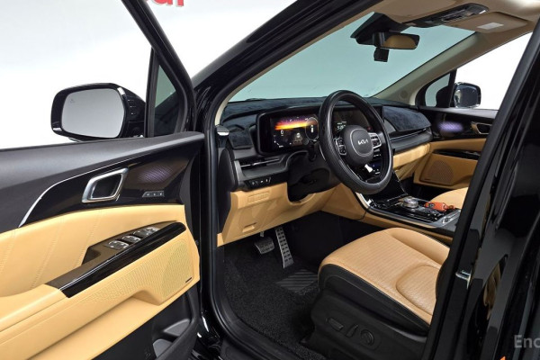 2021 Kia Carnival с пробегом 19 316 км