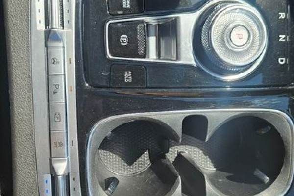 2022 Kia Carnival с пробегом 82 435 км