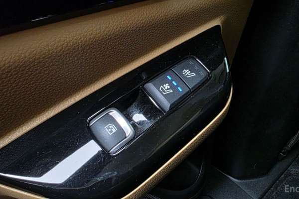 2021 Kia Carnival с пробегом 93 207 км