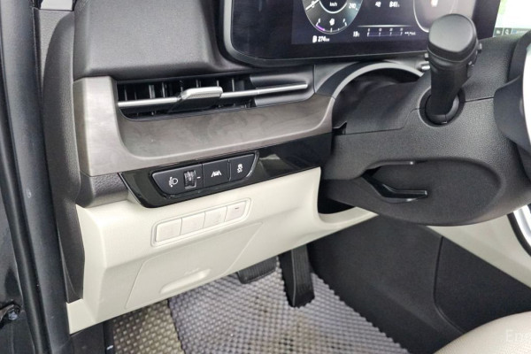 2022 Kia Carnival с пробегом 114 811 км