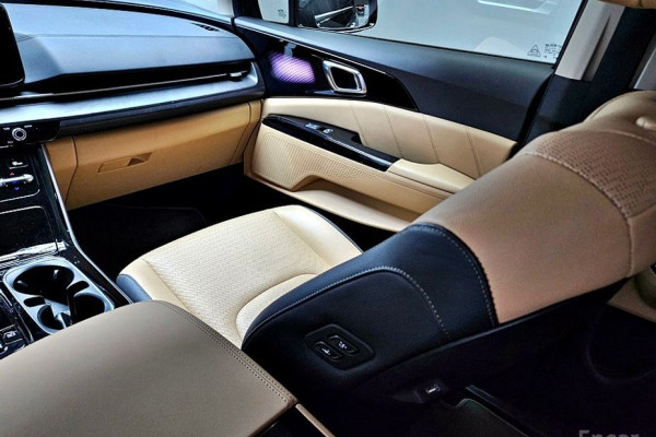 2021 Kia Carnival с пробегом 57 872 км