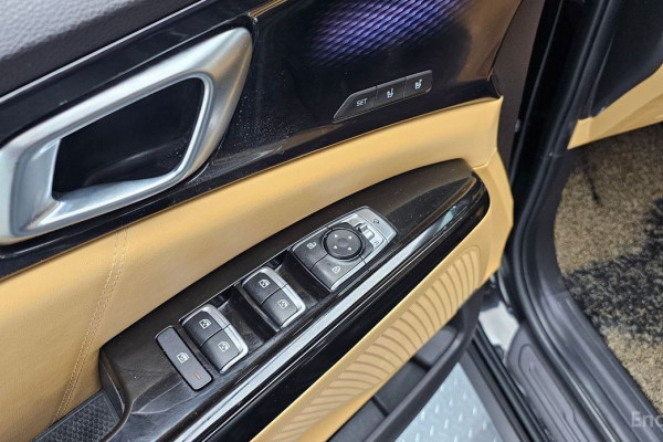 2023 Kia Carnival с пробегом 76 738 км