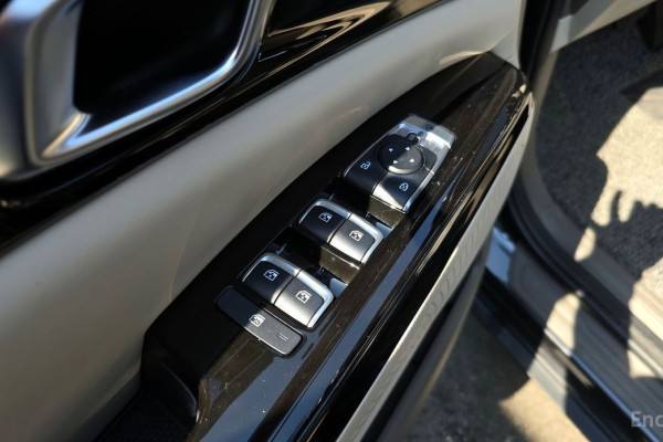 2023 Kia Carnival с пробегом 33 829 км