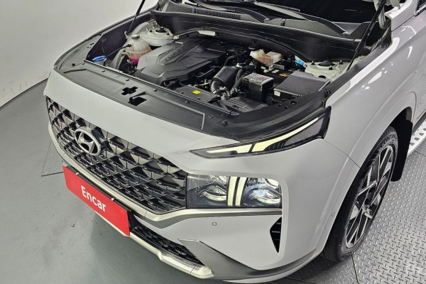 2023 Hyundai Santa Fe с пробегом 40 047 км