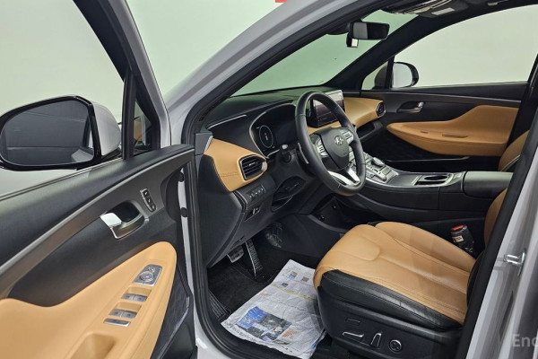 2023 Hyundai Santa Fe с пробегом 40 047 км