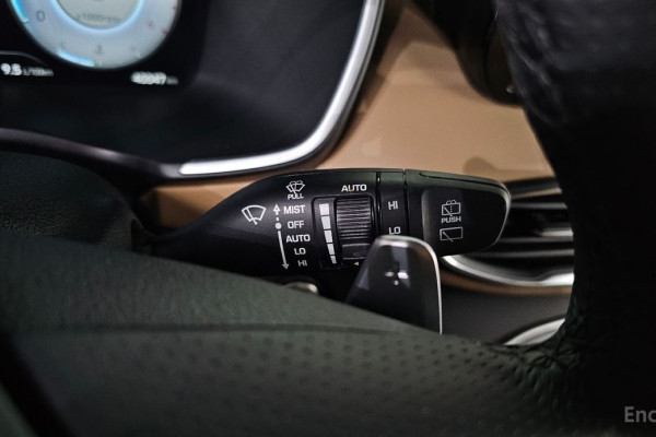 2023 Hyundai Santa Fe с пробегом 40 047 км