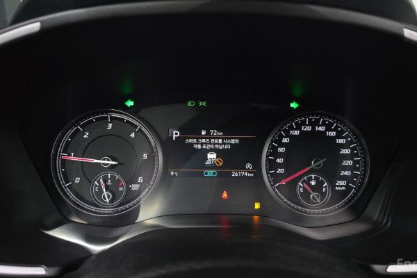 2023 Hyundai Santa Fe с пробегом 26 174 км