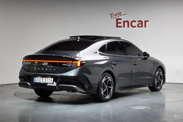 2023 Hyundai Sonata с пробегом 37 026 км