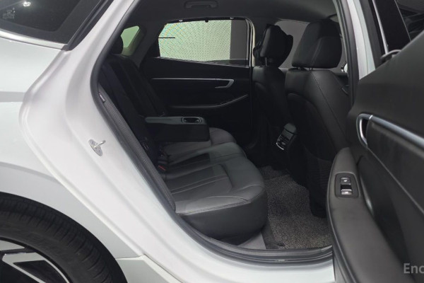 2024 Hyundai Sonata с пробегом 12 072 км