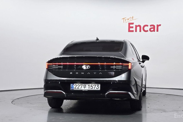 2025 Hyundai Sonata с пробегом 10 126 км