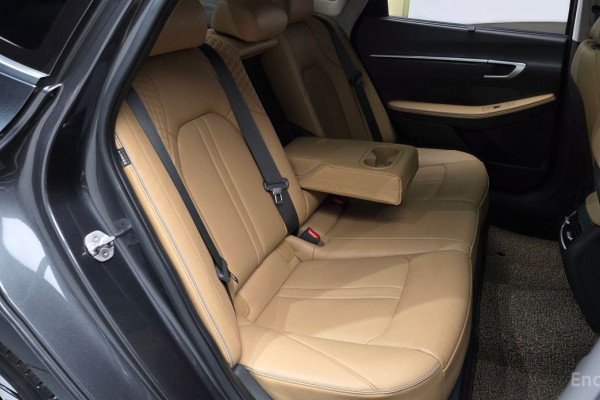 2023 Hyundai Sonata с пробегом 37 026 км