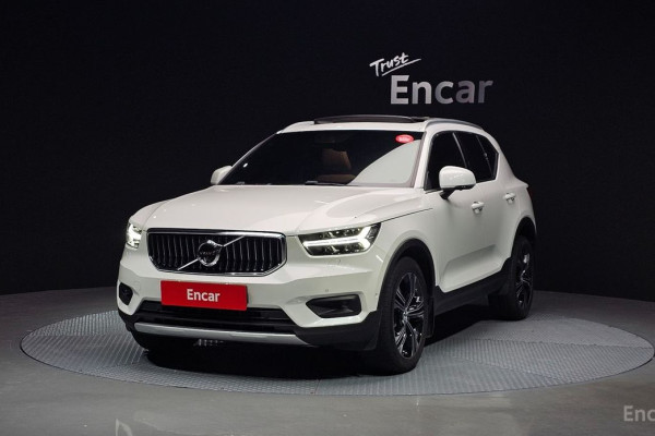 2021 Volvo XC40 с пробегом 84 330 км