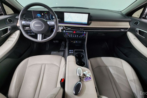 2025 Hyundai Sonata с пробегом 4 557 км