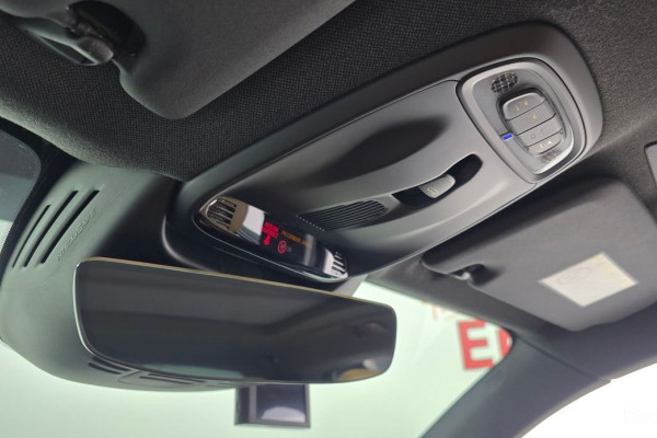 2020 Volvo XC40 с пробегом 46 820 км