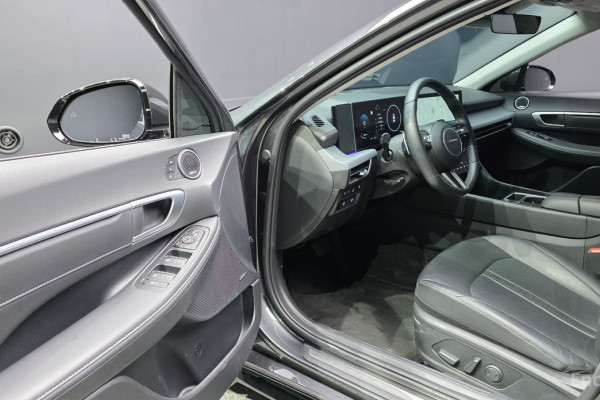 2024 Hyundai Sonata с пробегом 28 621 км