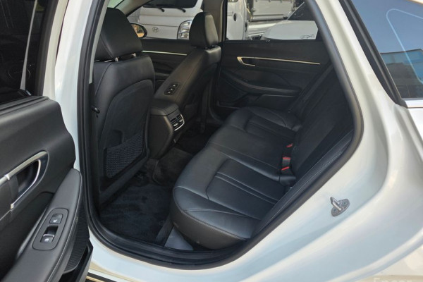 2023 Hyundai Sonata с пробегом 49 800 км