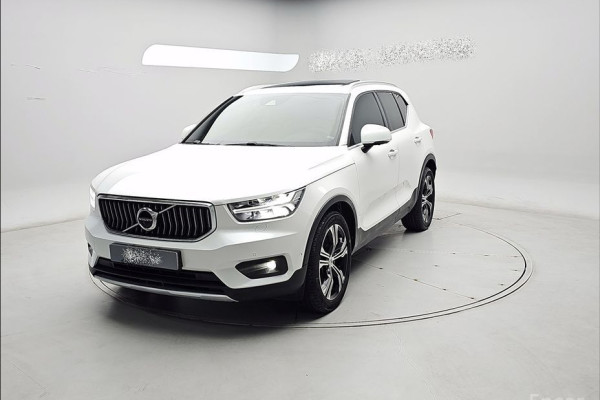 2020 Volvo XC40 с пробегом 58 656 км