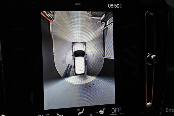 2020 Volvo XC40 с пробегом 37 210 км