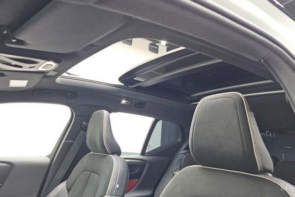 2020 Volvo XC40 с пробегом 68 428 км