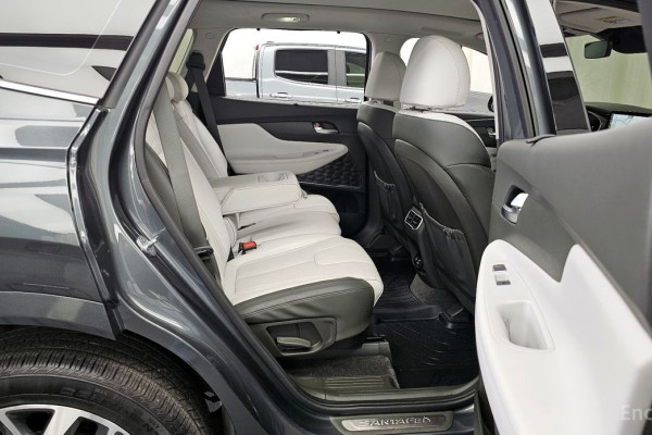 2022 Hyundai Santa Fe с пробегом 23 748 км