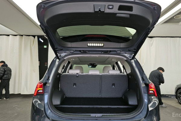 2022 Hyundai Santa Fe с пробегом 23 748 км