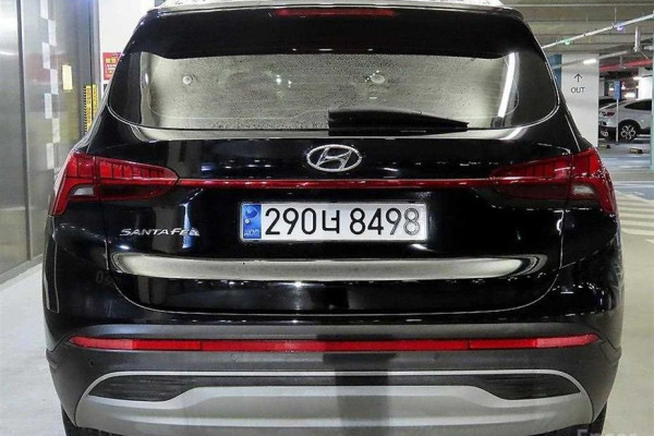 2023 Hyundai Santa Fe с пробегом 12 037 км