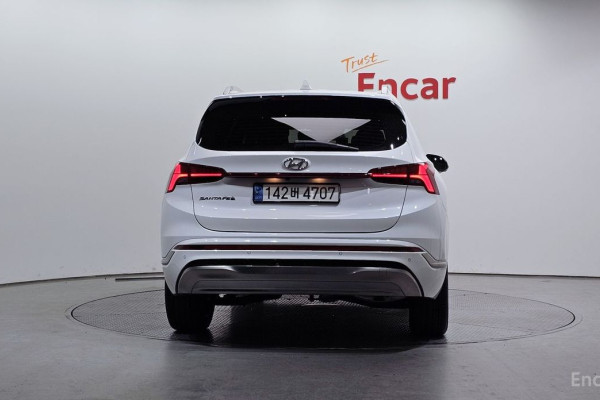 2023 Hyundai Santa Fe с пробегом 18 417 км