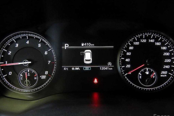 2023 Hyundai Santa Fe с пробегом 12 037 км