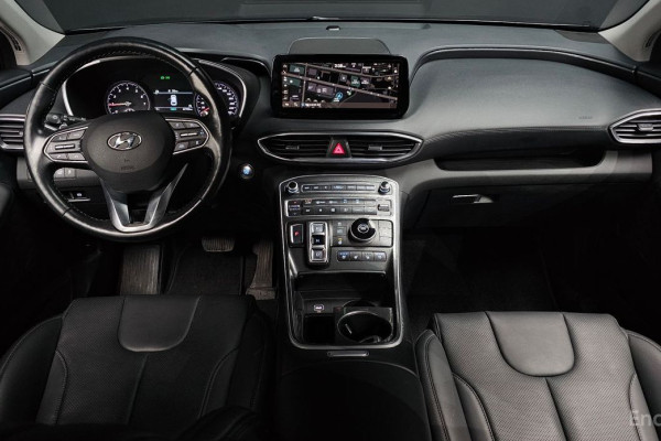 2021 Hyundai Santa Fe с пробегом 67 992 км