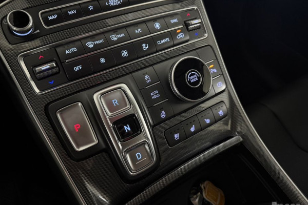 2023 Hyundai Santa Fe с пробегом 56 201 км