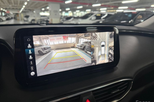 2023 Hyundai Santa Fe с пробегом 56 201 км