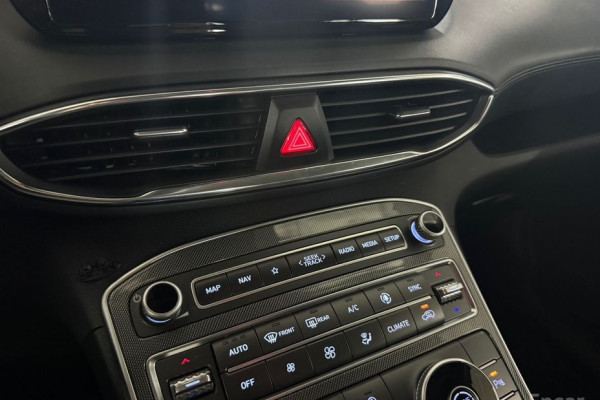 2023 Hyundai Santa Fe с пробегом 56 201 км