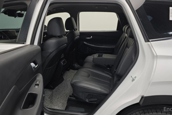 2022 Hyundai Santa Fe с пробегом 80 812 км