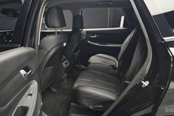 2021 Hyundai Santa Fe с пробегом 67 992 км