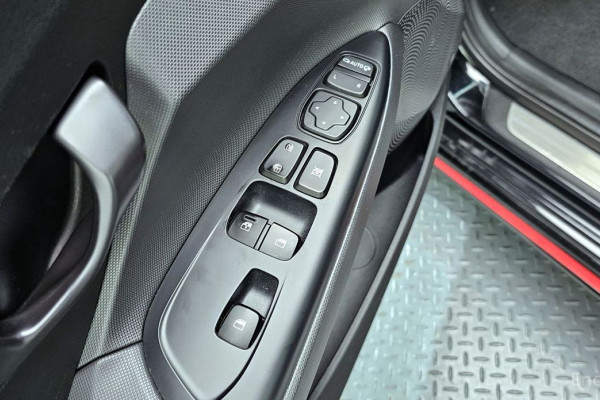 2021 Hyundai Veloster с пробегом 96 959 км