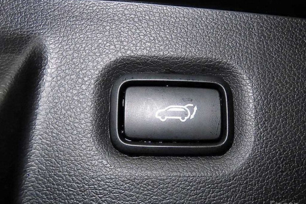 2023 Hyundai Santa Fe с пробегом 12 037 км