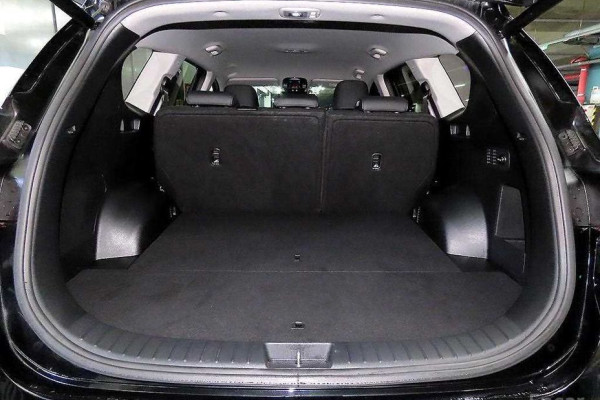 2023 Hyundai Santa Fe с пробегом 12 037 км