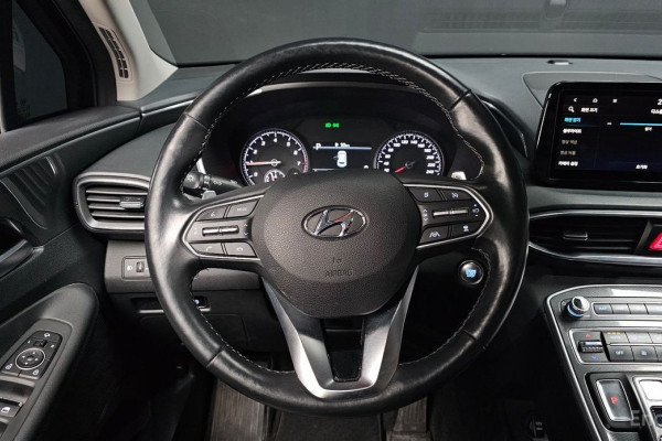 2021 Hyundai Santa Fe с пробегом 67 992 км