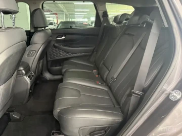 2023 Hyundai Santa Fe с пробегом 56 201 км