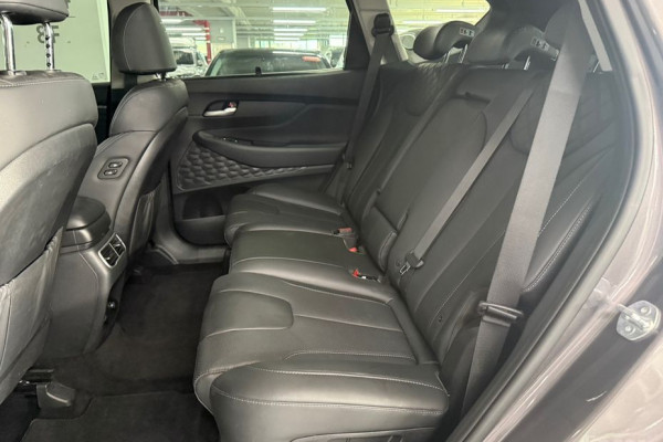 2023 Hyundai Santa Fe с пробегом 56 201 км