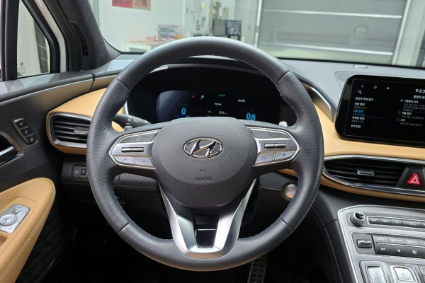 2023 Hyundai Santa Fe с пробегом 18 417 км