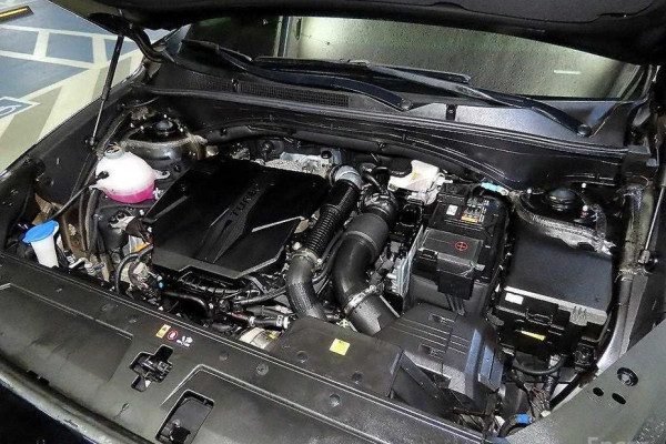 2023 Hyundai Santa Fe с пробегом 12 037 км