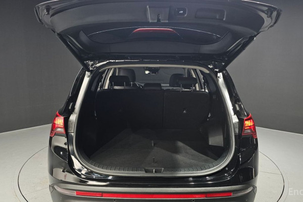 2021 Hyundai Santa Fe с пробегом 67 992 км