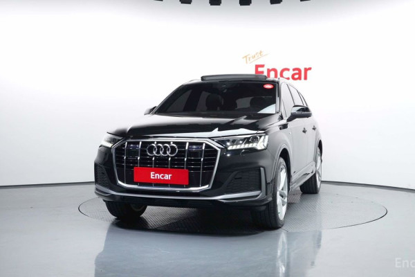2023 Audi Q7 с пробегом 30 543 км