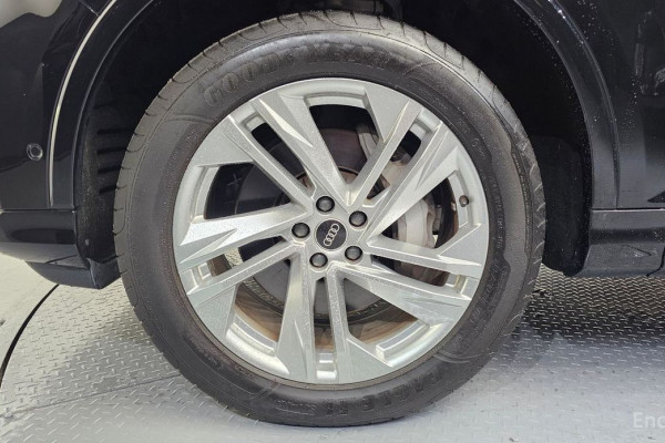 2022 Audi Q7 с пробегом 5 237 км