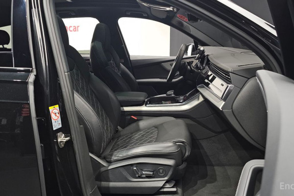 2023 Audi Q7 с пробегом 34 978 км